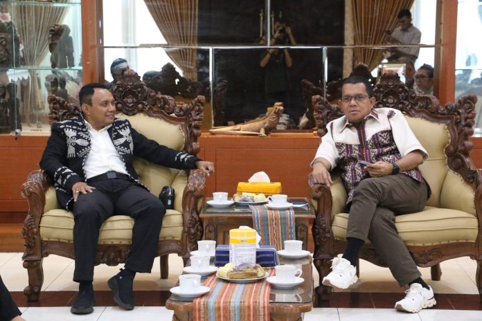 SPK dan Melki Laka Lena